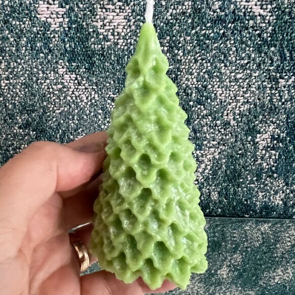 Santa & Christmas Tree Candle Set | Handmade Soy Wax Candles 4"x2" - Picture 5 of 8